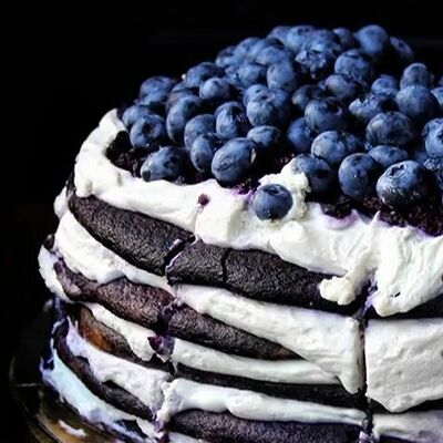 Черничный торт в Техникум по цене 7900 ₽