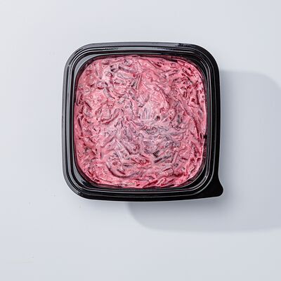 Сельдь под шубой в Слойка по цене 246 ₽