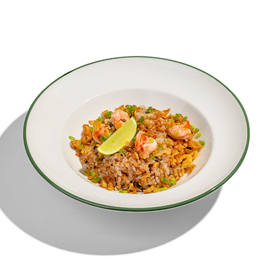 Жареный рис с креветками, яйцом и луком в Здрасте по цене 800 ₽