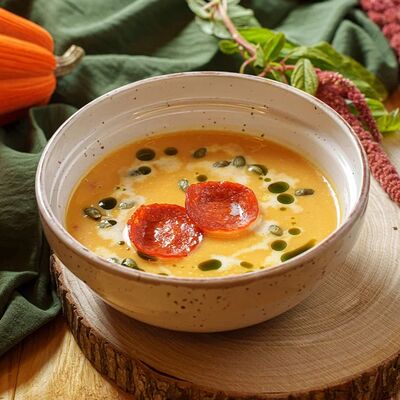 Тыквенный суп с пеперони в Сорренто по цене 395 ₽