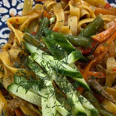 Цуйван в Вкусно у дома по цене 390 ₽