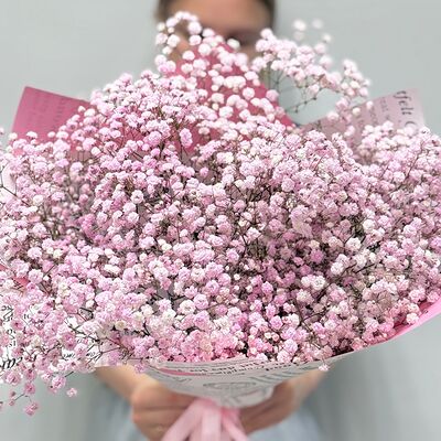 Букет мягкой нежно-розовой гипсофилыв Cosmo Сakery по цене 4200 ₽