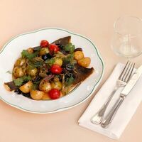 Камбала с соусом Аква Пацца в Моне