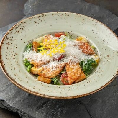 Цезарь с креветками в Мясоlove по цене 890 ₽