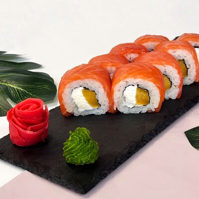 Роллы Филадельфия с манго в Pokemania по цене 1179 ₽