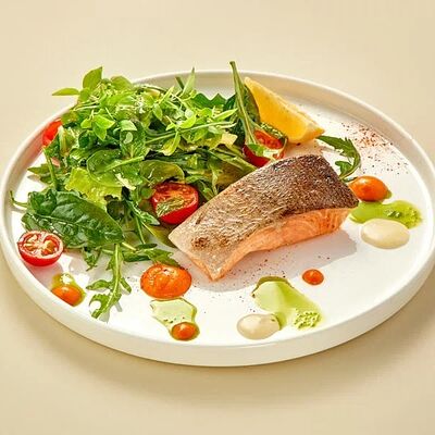 Стейк из форели в Регано по цене 1290 ₽