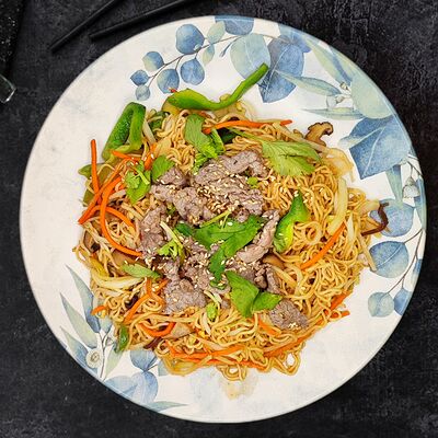 Яичная лапша с говядинойв Chang Pho Вьетнамская Кухня по цене 605 ₽