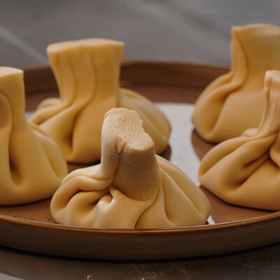 Хинкали с говядиной отварные в Буржуй по цене 550 ₽