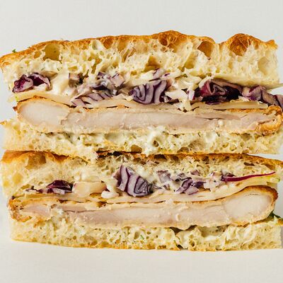 Шницель в Nils deli по цене 650 ₽