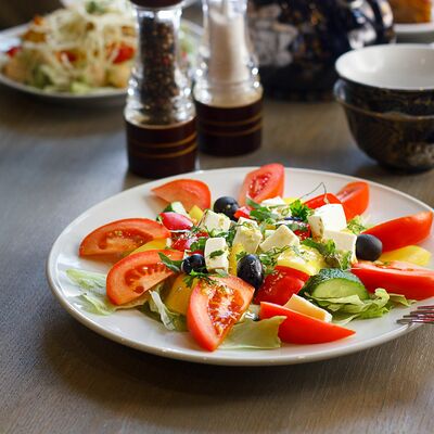 Греческий в Учкудук по цене 470 ₽