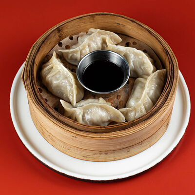 Димсамы с курицей и свининой в Pong по цене 540 ₽