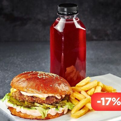 Чикен Комбо бургер, картофель фри и напиток в Прожарка по цене 519 ₽