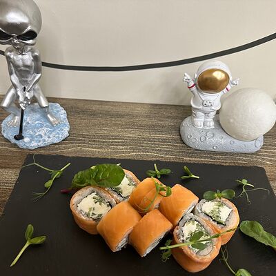 Ролл «Филадельфия»в Foodlink по цене 800 ₽