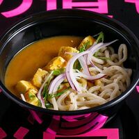 Вега-карри тофу в Supersonic noodles