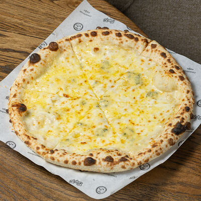 Пицца Четыре сыра в БарТо по цене 1058 ₽