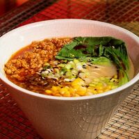 Мисо рамен в Gojira ramen