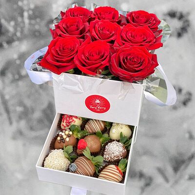 Шкатулка с клубникой в шоколаде в Клубника в шоколаде VeryBerryLab по цене 3490