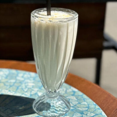 Милкшейк Apple pie в Mon Baton по цене 460 ₽