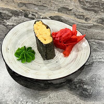 №94 Гункан с огурцом в Суши-бар Макото по цене 100 ₽