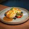 Сырники со свежей клубникой, голубикой и домашней карамелью в Кафе Миндаль по цене 399