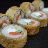 Темпурный с лососем в Shef Sushi