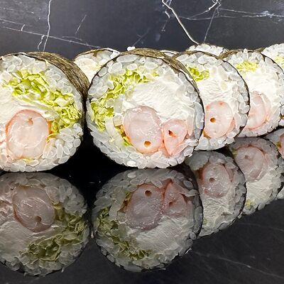 Гейша с креветкой в Суши Бери по цене 629 ₽