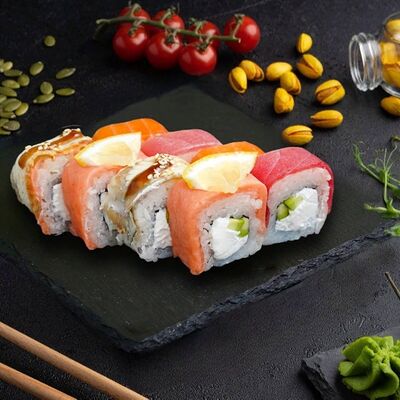 Ролл Fish mix выпускной в Самурай SUSHI PREMIUM по цене 680 ₽