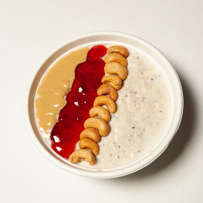 Каша Арахисовое желе в Surf Coffee по цене 225 ₽