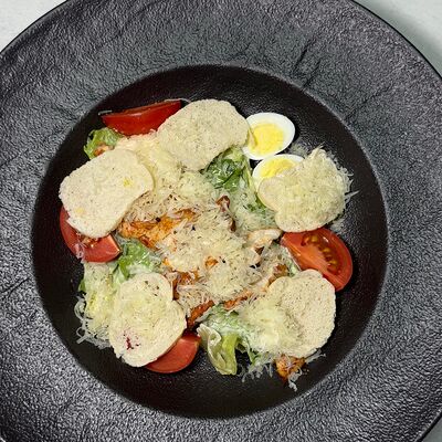Цезарь с курицей в Edateca по цене 600 ₽