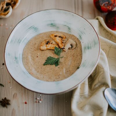 Крем-суп из шампиньонов в Ресторан Мангал по цене 530 ₽