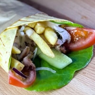 Пита с курицей в Шашлык в бору по цене 320 ₽