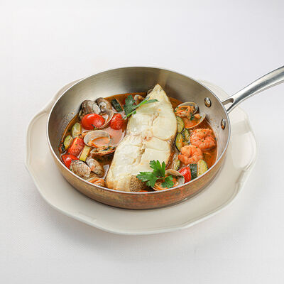 Стейк из палтуса с креветками, вонголе, цукини и томатами черри в La Scala Trattoria Ignazio по цене 68 р.