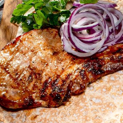 Свиная корейка на гриле без костив Хачапури Марико по цене 655 ₽