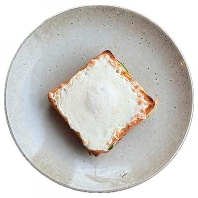 Сэндвич Chees-dream с курицей в Garage по цене 590 ₽