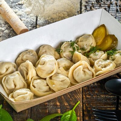 Пельмени с рыбойв Лепим сами по цене 330 ₽