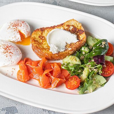 Большой завтрак с лососем в Кэрри по цене 795 ₽