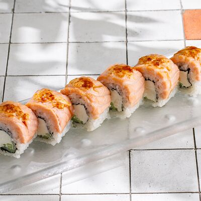 Запеченная Филадельфия с лососем в ЛарисуВаннуХочу по цене 990