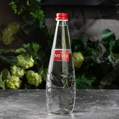 Минеральная вода Mever в Огонь по цене 180 ₽