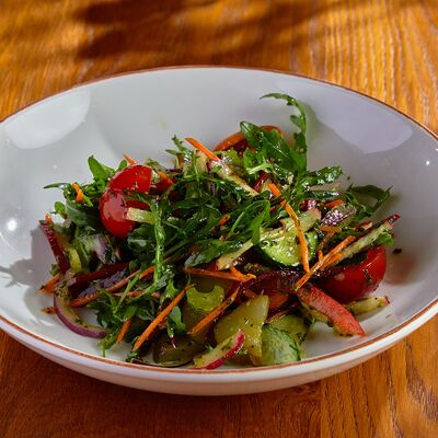 Салат овощной в BBQ Beer Restaurant по цене 615 ₽