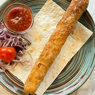 Люля кебаб из курицы в Чайхана Азия Базар по цене 299