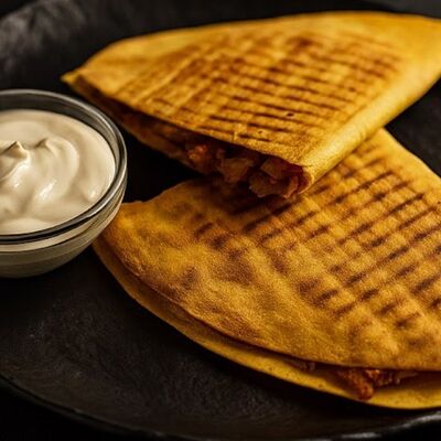 Кесадилья с курицей в VinBurger по цене 605 ₽