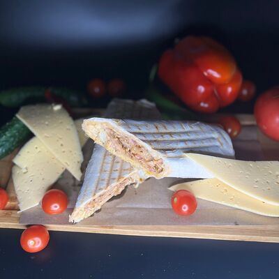 Шаурма с сыром в Shavermaboss по цене 350 ₽