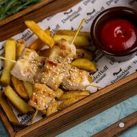 Детские куриные шашлычки в DuderHoff