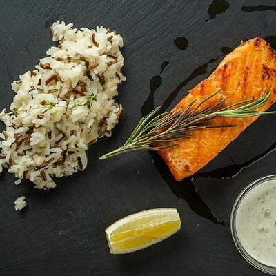 Стейк из лосося на гриле в Перчини на огне по цене 920