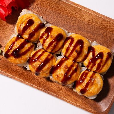 Запеченный ролл с ананасом и крабом в Ями Тим по цене 520 ₽