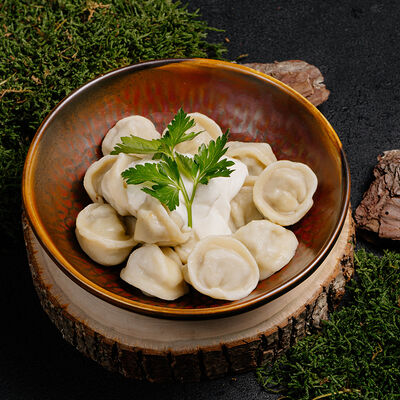 Пельмени свиные с говядиной в Реконструкция по цене 410 ₽