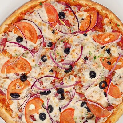 Охотничьяв Pizza Hot по цене 850 ₽