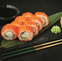 Калифорния с креветкой в Akatsuki Sushi