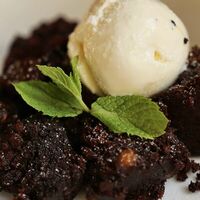 Шоколадный Брауни с фундукомв Эсперанто