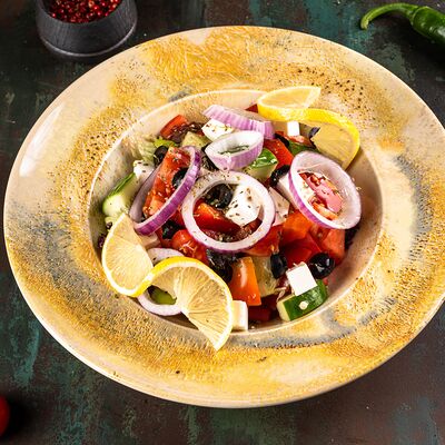 Греческий салат в MARMARIS RESTAURANT по цене 990 ₽